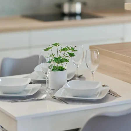 Apartament Spacious & Elegant Family With Parking Space & Ac In By Renters Wrocław